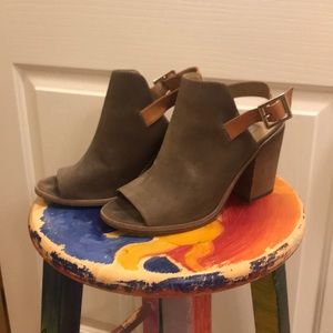 Steve Madden Tallen Wedge